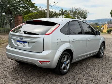 Ford  foto 2