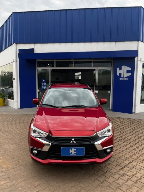 Mitsubishi foto 2