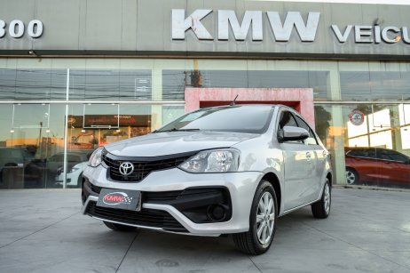Toyota foto 1