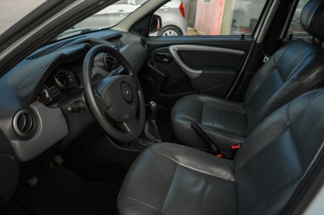 Renault foto 2