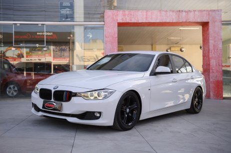 BMW  foto 1