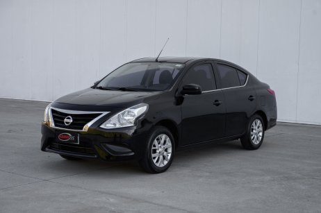 Nissan foto 1
