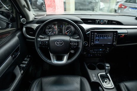 Toyota foto 2