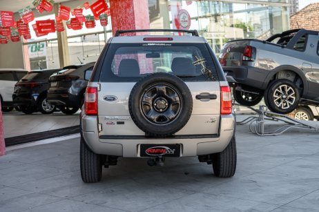 Ford  foto 2