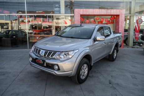 Mitsubishi foto 1