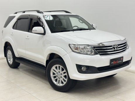 Toyota foto 1