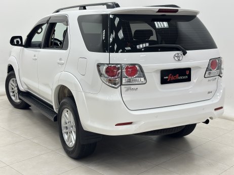 Toyota foto 2