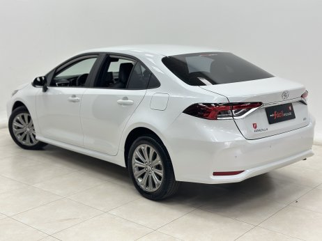 Toyota foto 2