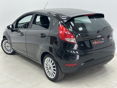 Ford  foto 2