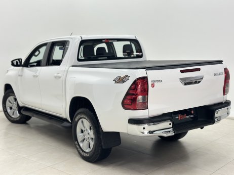 Toyota foto 2