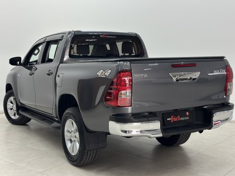 Toyota foto 2