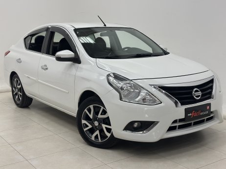 Nissan foto 1