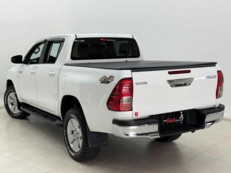 Toyota foto 2