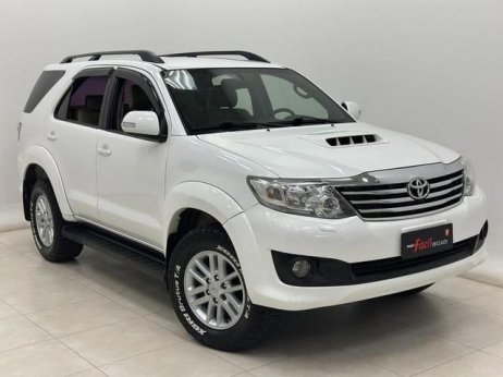 Toyota foto 1