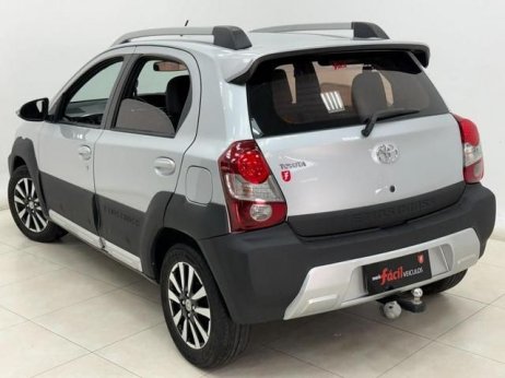 Toyota foto 2