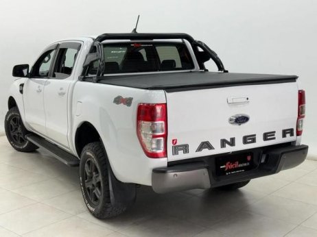 Ford  foto 2