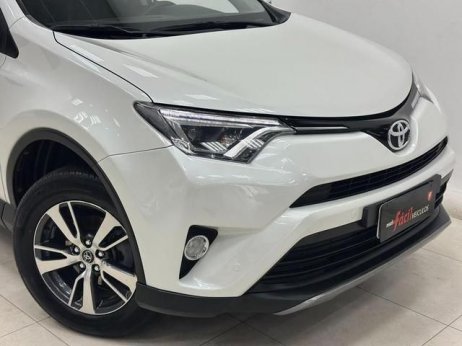 Toyota foto 2