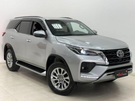 Toyota foto 1