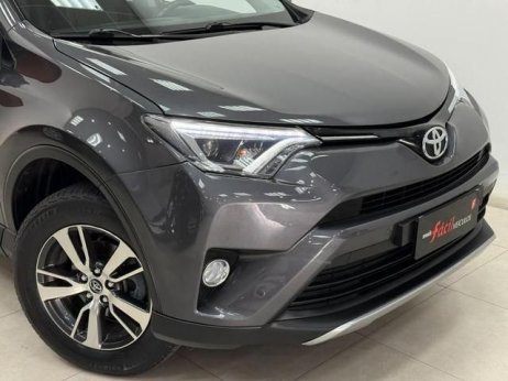 Toyota foto 2