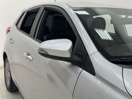 Toyota foto 2