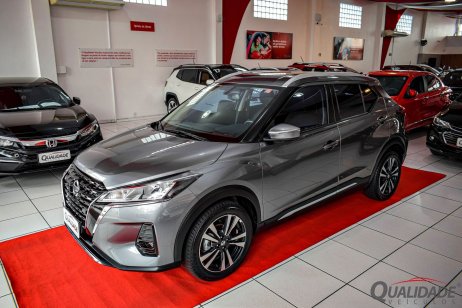 Nissan foto 2