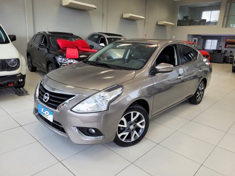 Nissan foto 1