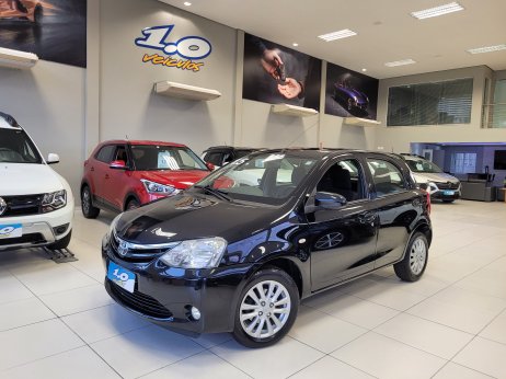 Toyota foto 1