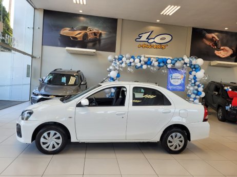 Toyota foto 2