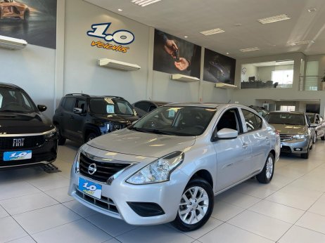 Nissan foto 1