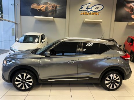 Nissan foto 2