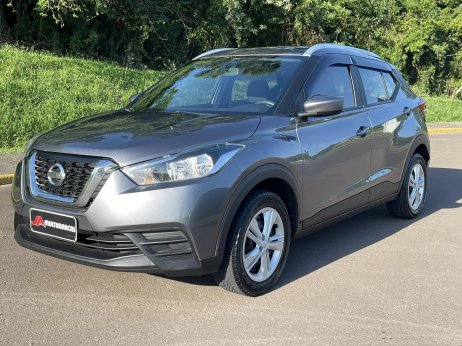 Nissan foto 1