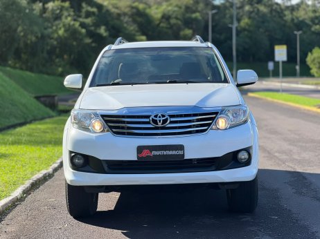Toyota foto 2