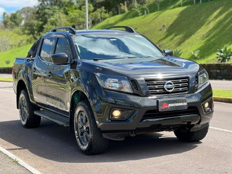 Nissan foto 2