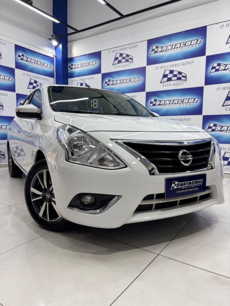 Nissan foto 2