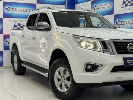 Nissan foto 2