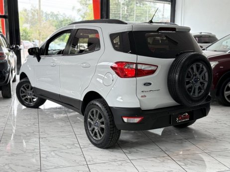 Ford  foto 2