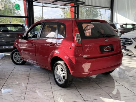 Ford  foto 2
