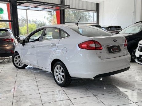 Ford  foto 2