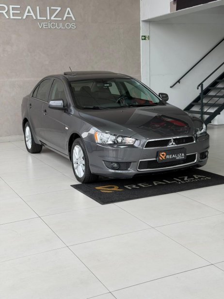 Mitsubishi foto 2