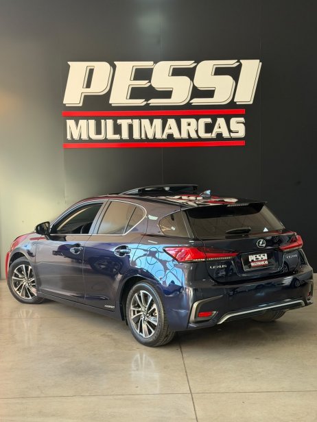 Lexus foto 2