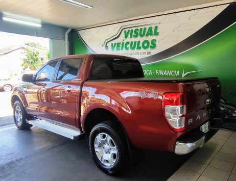 Ford  foto 2