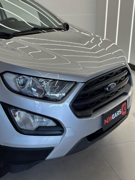 Ford  foto 2