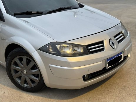 Renault foto 2