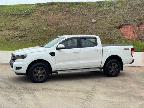 Ford  foto 2