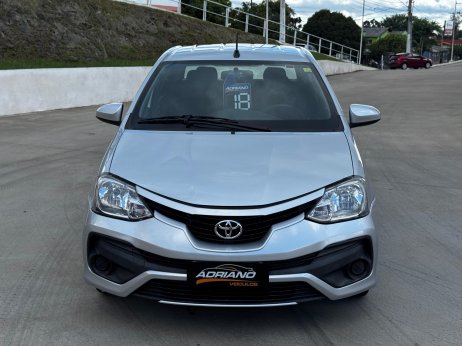 Toyota foto 2