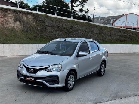 Toyota foto 1