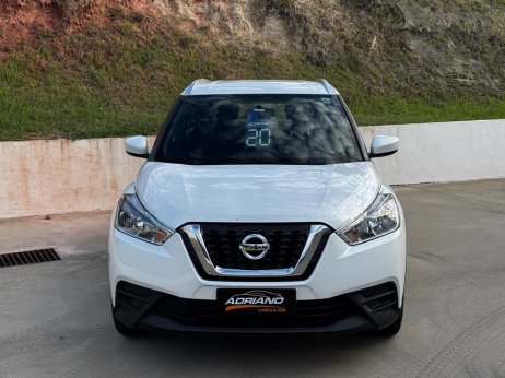 Nissan foto 2