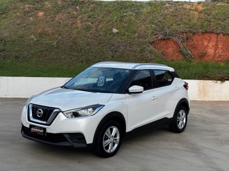 Nissan foto 1