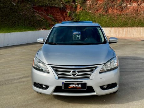 Nissan foto 2