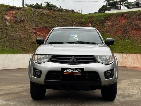 Mitsubishi foto 2